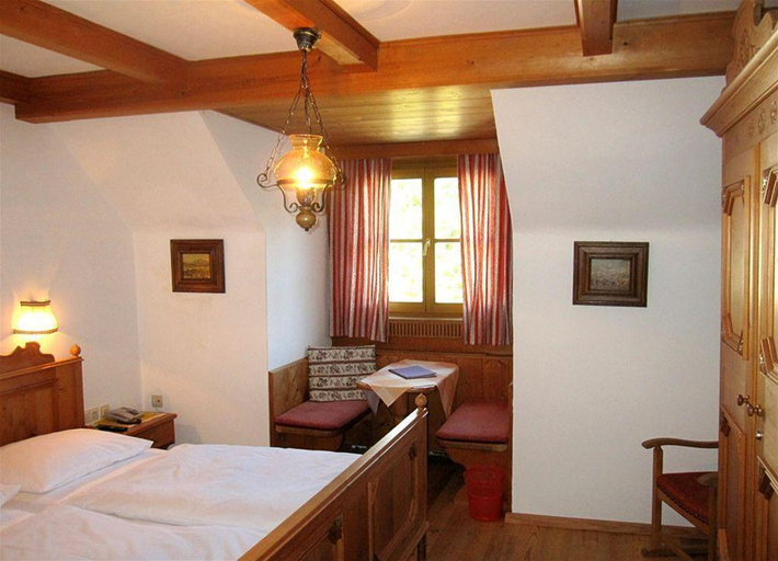 Bedroom 3, Doktorwirt, Salzburg