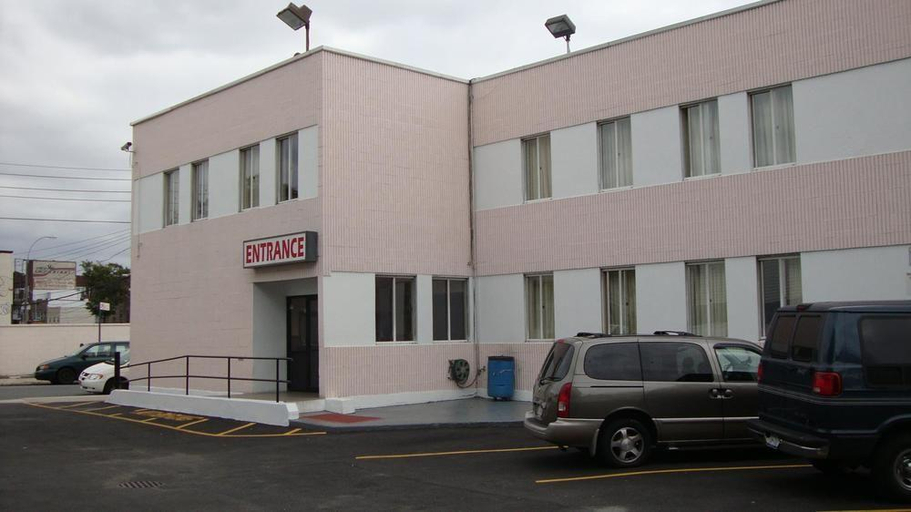 Public Area 5, Riviera Motor Inn Brooklyn, New York