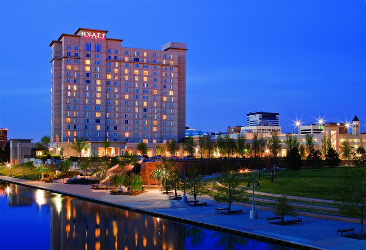 Exterior & Views 2, Hyatt Regency Wichita, Sedgwick