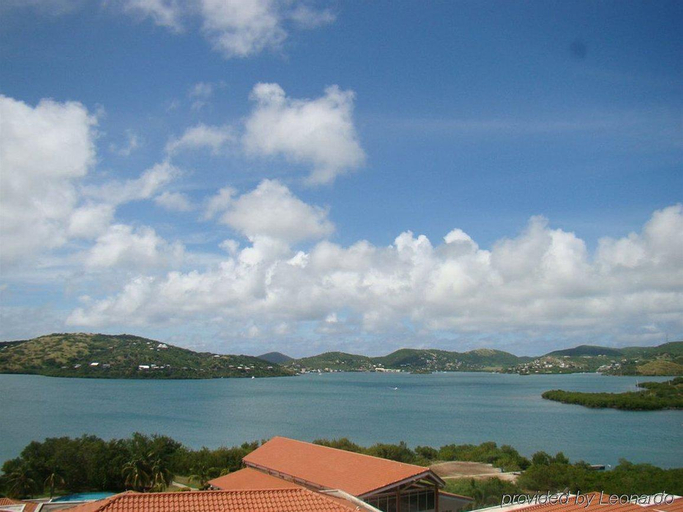 Sea Breeze Hotel,
