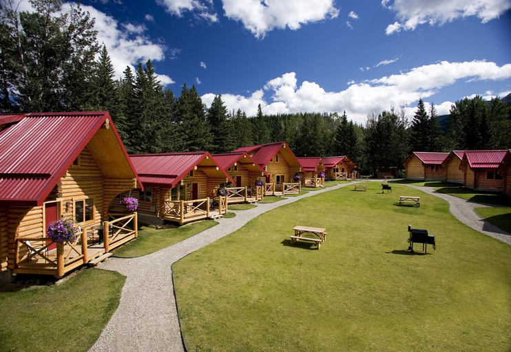 Others 5, Miette Mountain Cabins, Division No. 15