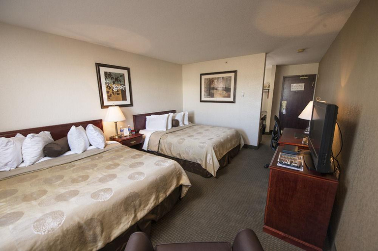 Bedroom 3, Service Plus Inn and Suites - Grande Prairie, Division No. 19