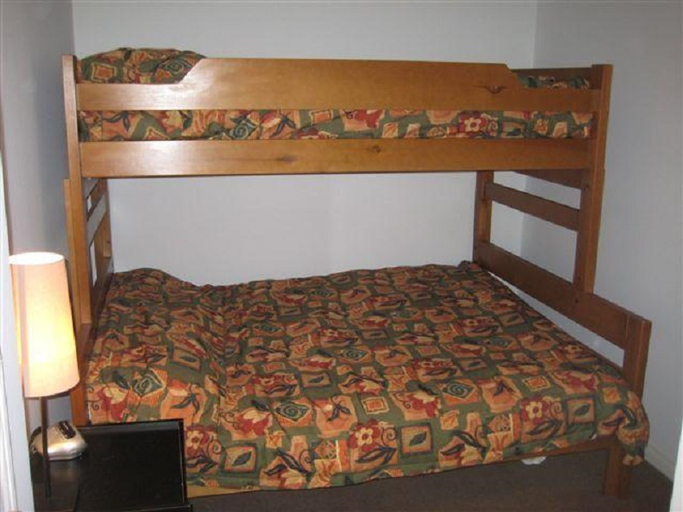 Bedroom 5, The Alpenglow At Whistler, Squamish-Lillooet