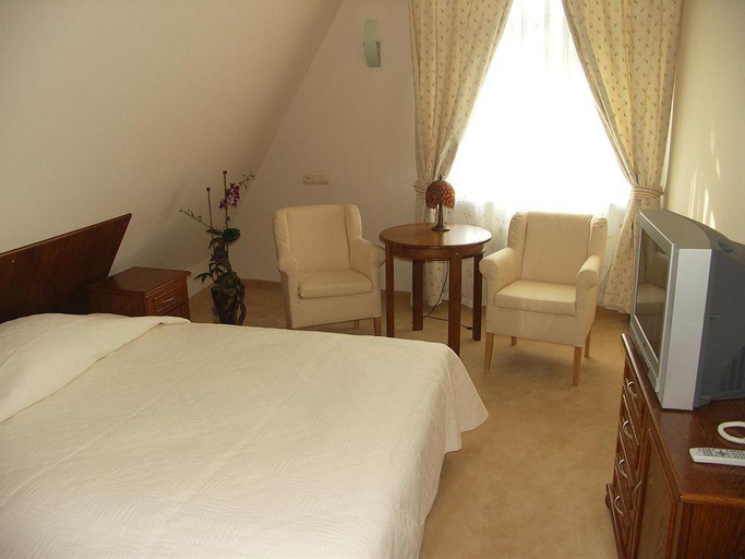 Bedroom 3, Willa Biala Lilia, Gdańsk City