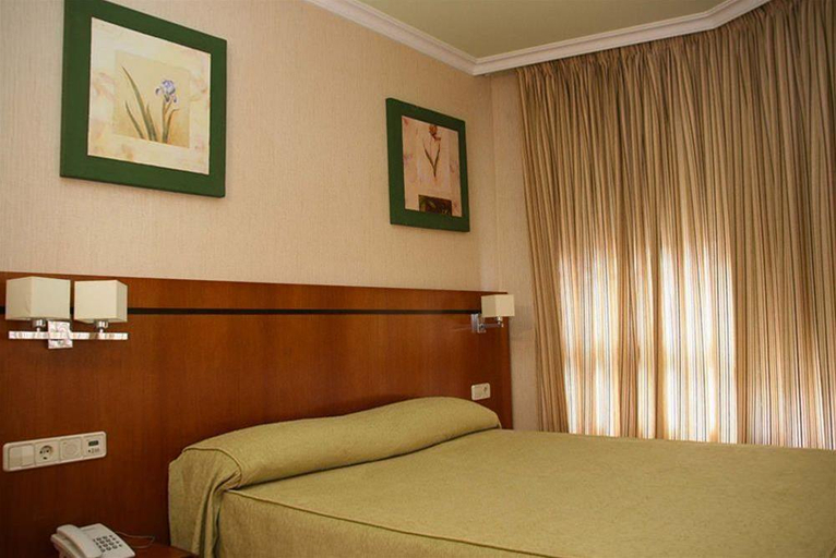Bedroom 3, HHB Pontevedra Confort, Pontevedra