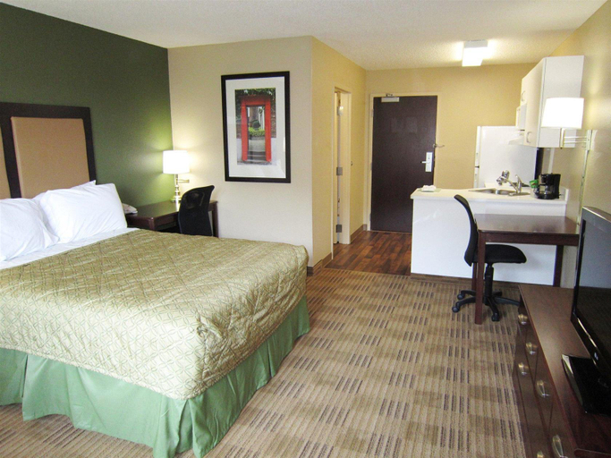 Bedroom 3, Extended Stay America Select Suites Tampa N USF Attractions, Hillsborough