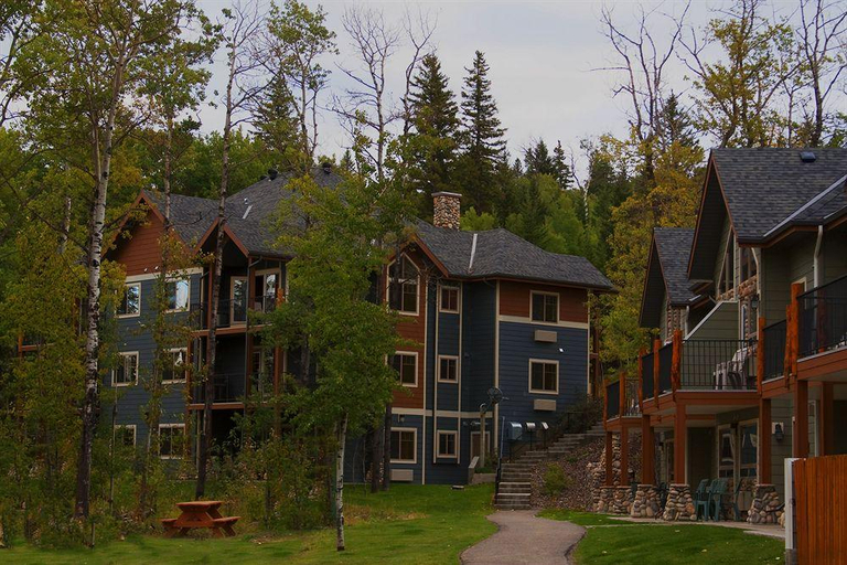 Exterior & Views 2, Elkwater Lake Lodge, Division No. 1