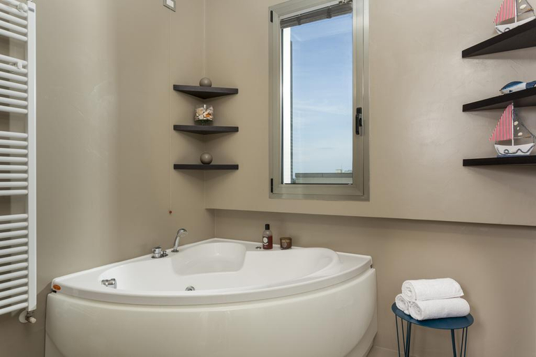 Bathroom 4, Hotel The One, Rimini