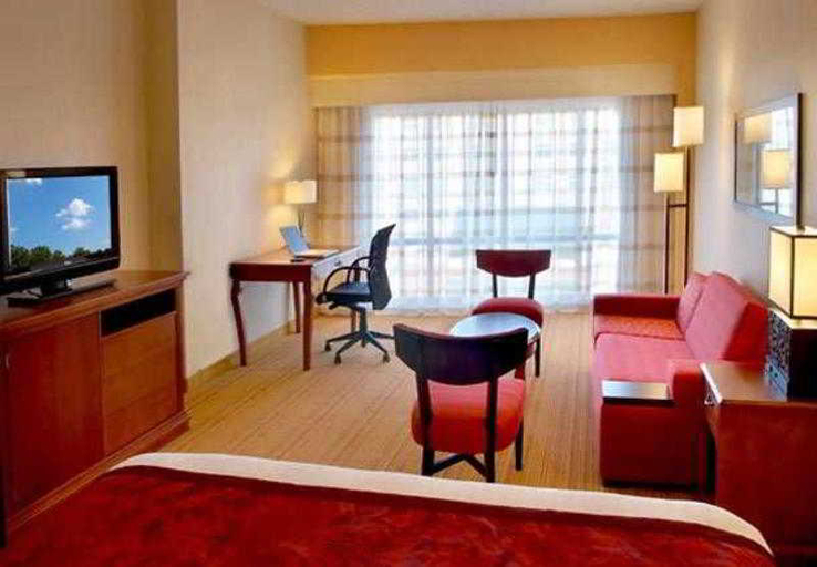 Public Area 2, Courtyard by Marriott Newark Elizabeth, Union