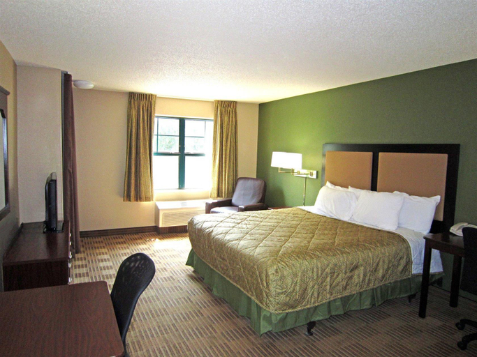 Bedroom 5, Extended Stay America Select Suites Tampa N USF Attractions, Hillsborough