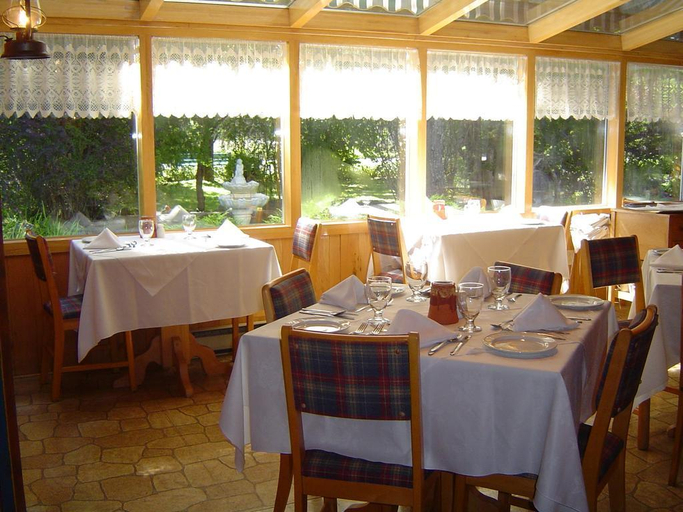 Food & Drinks 3, La Roche Pleureuse, Charlevoix