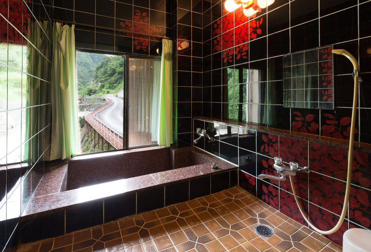 Bathroom 3, Hotel Ogawa, Asahi
