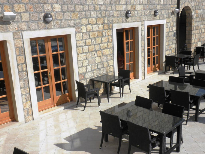 Public Area, Pansion Skelin, Drniš