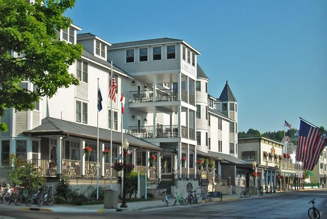 Exterior & Views 3, Lake View Hotel, Mackinac