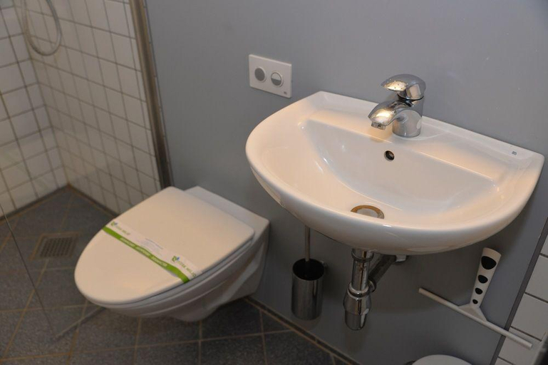 Bathroom 5, Hotel Christiansminde, Svendborg