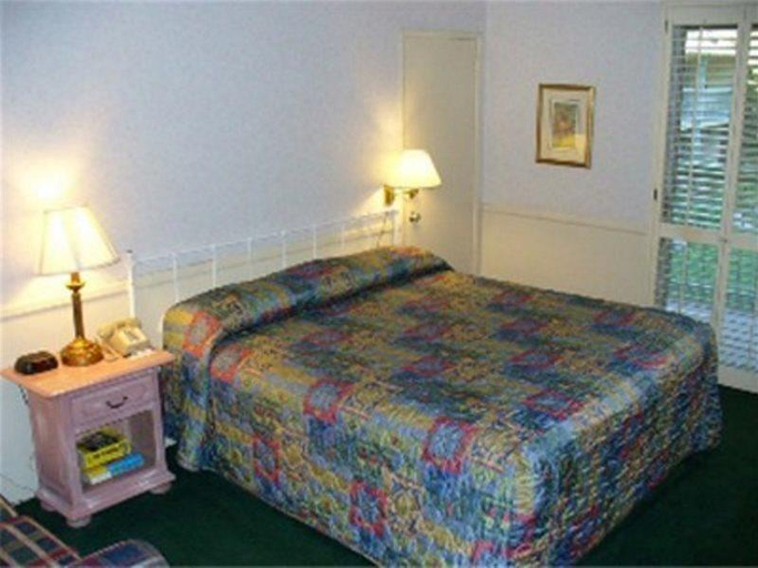 Bedroom, Santa Anita Inn, Los Angeles