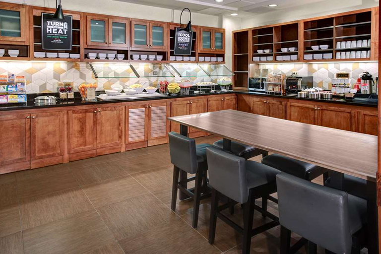 Food & Drinks 5, Hyatt Place Pittsburgh/Cranberry, Butler