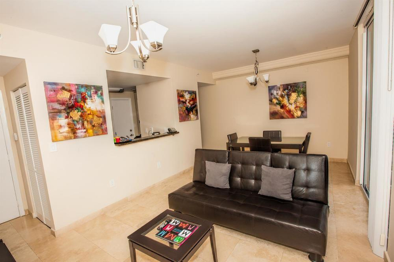 Public Area 3, Fortune House, Miami-Dade
