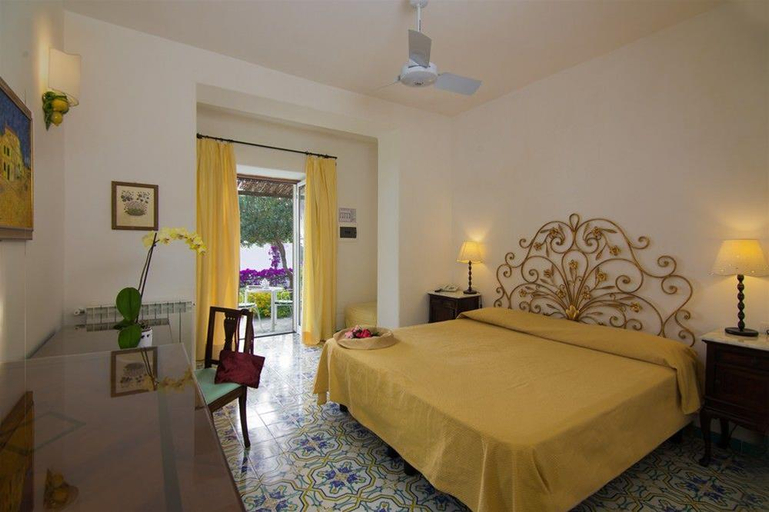 Bedroom 3, Semiramis Hotel De Charme, Napoli