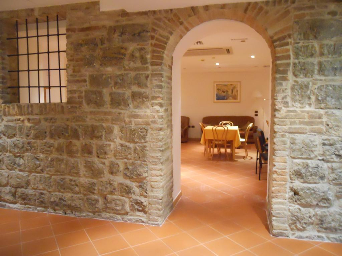 Public Area, Italia, Pesaro E Urbino