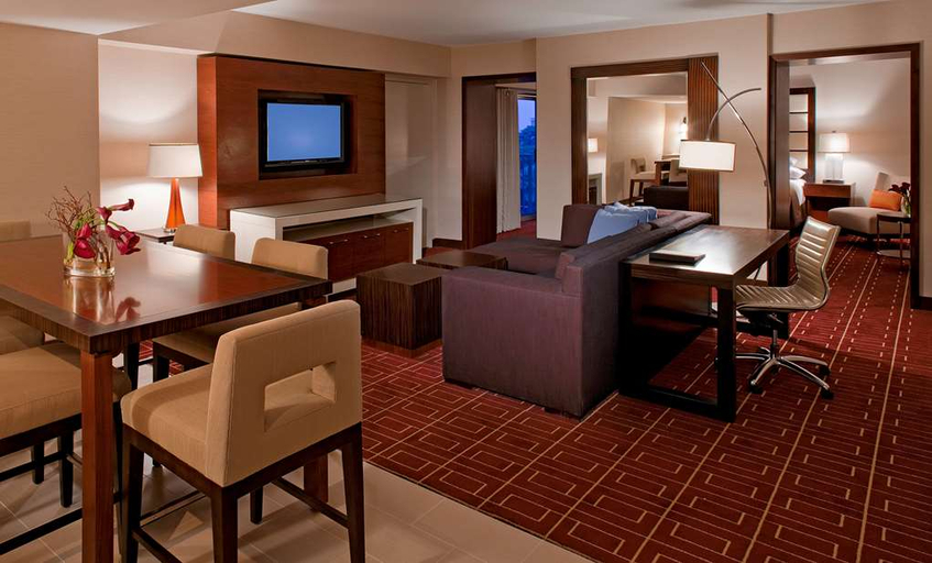 Bedroom 4, Hyatt Regency Sacramento, Sacramento