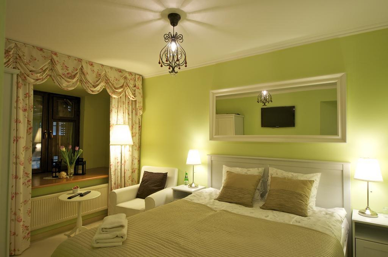 Bedroom 5, WawaBed Bed & Breakfast, Warsaw