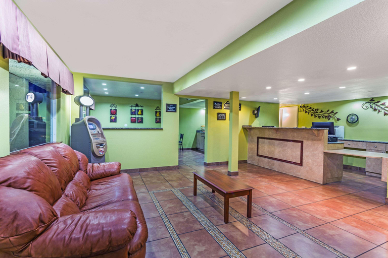 Public Area 2, Motel 6 Riviera Beach, FL, Palm Beach