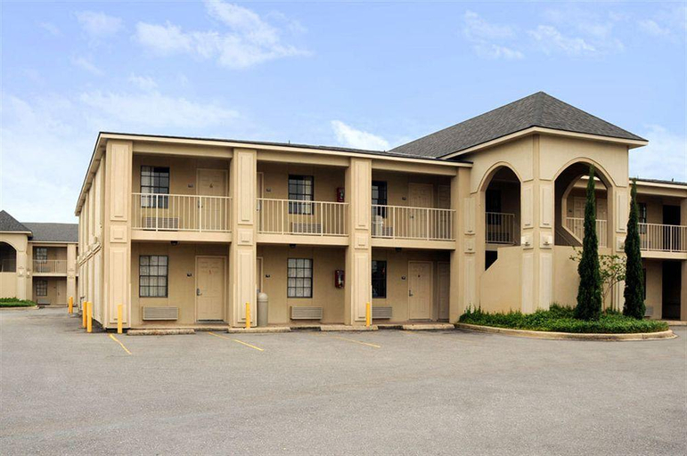 Exterior & Views 2, Motel 6 Bossier City, LA, Bossier
