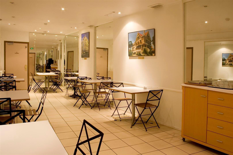 Exterior & Views 2, Hôtel Ours Blanc Place Victor Hugo, Haute-Garonne