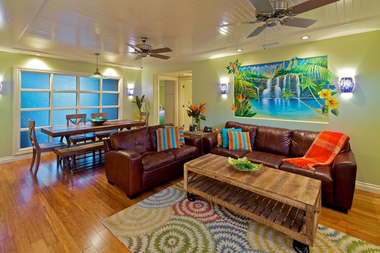 Public Area, Ocean Palms Beach Resort, San Diego