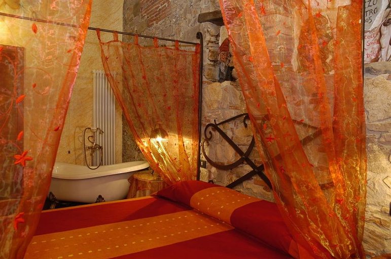 Bedroom 4, La Corte dei Folletti, Lucca