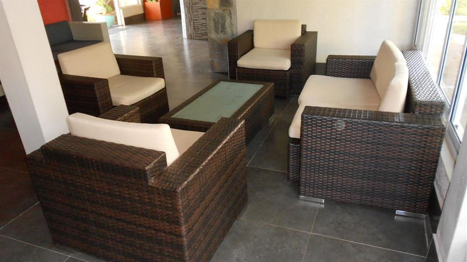 Public Area 3, Le Grand Bleu Hotel
