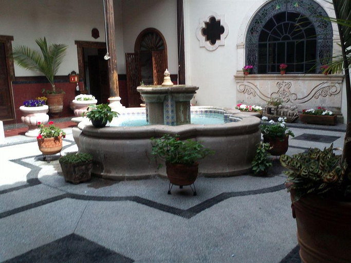 Public Area 3, Mi Solar, Uruapan