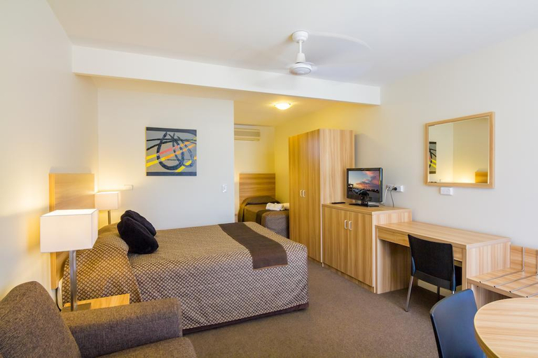 Others 5, Seahorse Motel, Bass Coast - Phillip Is.