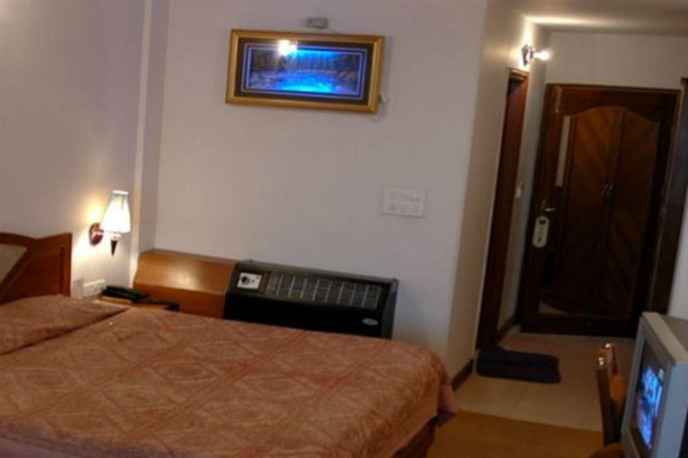 Bedroom 1, Hotel Silver Rock, Dehradun