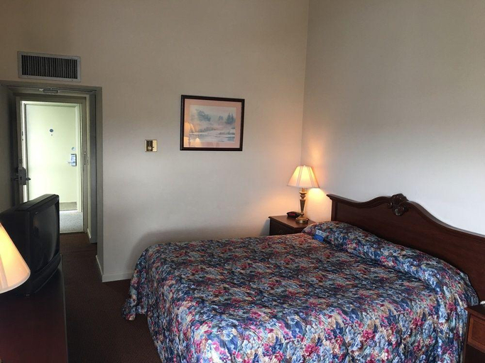 Bedroom, Magic Carpet Lodge, Monterey