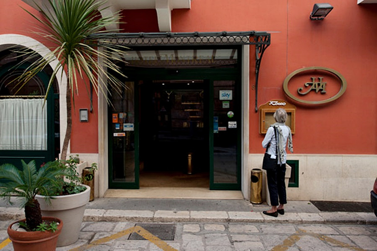 Public Area 2, Hotel Montreal, Ragusa
