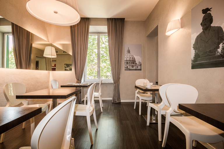 Food & Drinks 5, Fabio Massimo Design Hotel, Rome