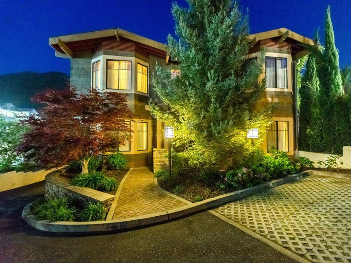 Exterior & Views 2, San Luis Creek Lodge, San Luis Obispo