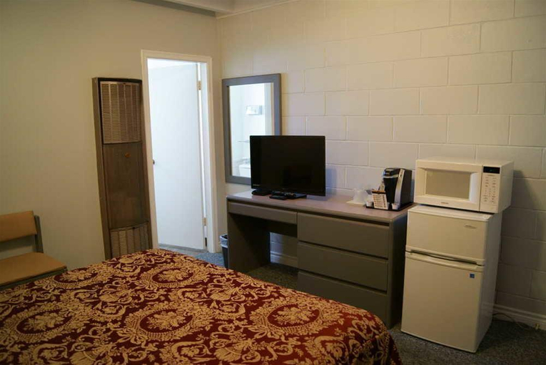 Bedroom 3, Kootenay Country Inn, East Kootenay