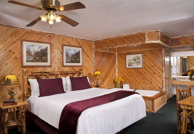 Bedroom 3, Big Bear Frontier, San Bernardino