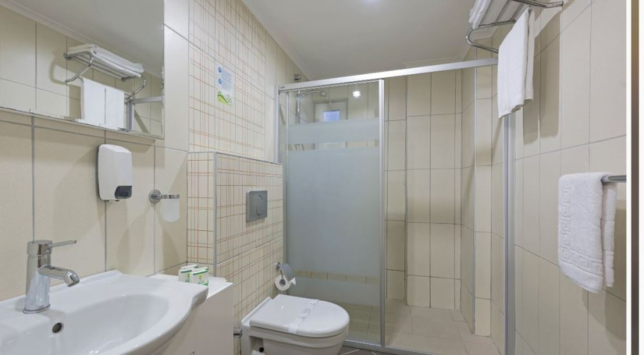 Bathroom 5, Club Sidelya Hotel, Manavgat
