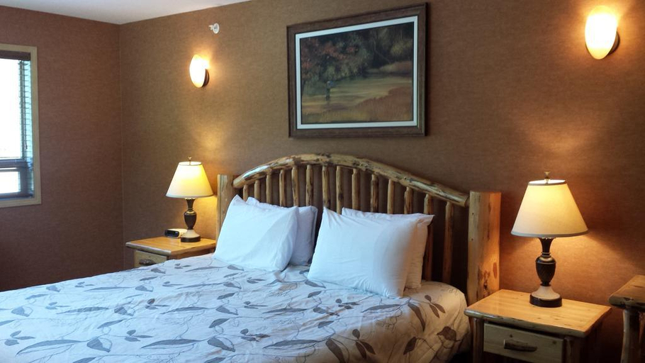 Bedroom 4, Elkwater Lake Lodge, Division No. 1