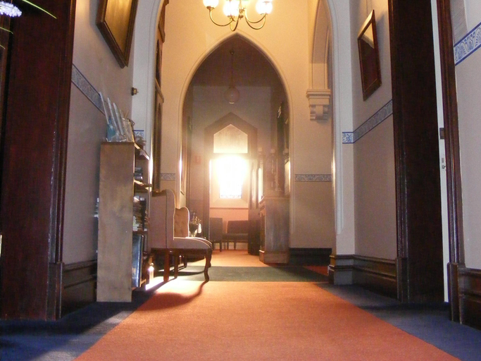 Public Area 3, The Abbey, Warwick - Central