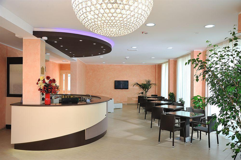 Public Area, Hotel Favorita Easy Stay, Forli' - Cesena