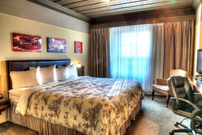Bedroom 2, HOTEL LE MANOIR, Manicouagan