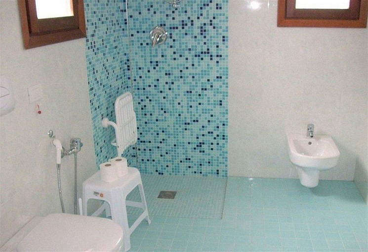 Bathroom 4, Colorado, Venezia