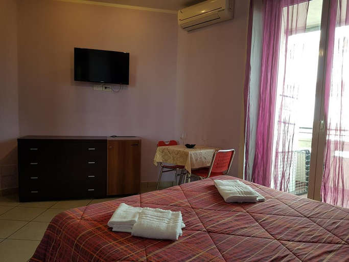 Bedroom 3, Alenic, Rome