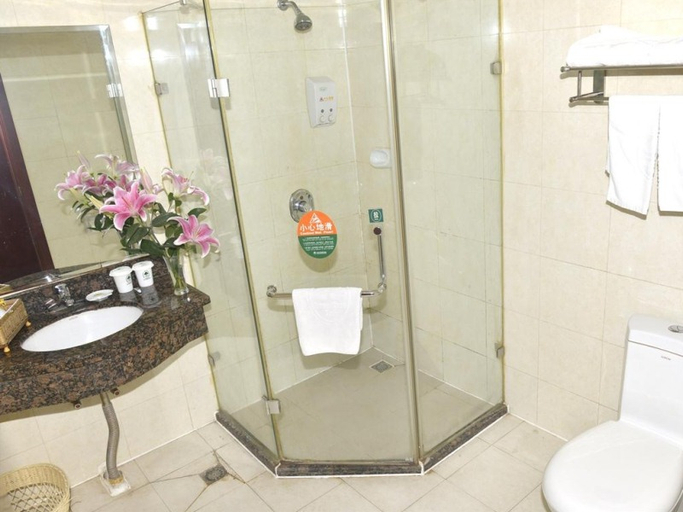 Bathroom 4, GreenTree Inn Wuhan Wuchang Railway Station, Wuhan