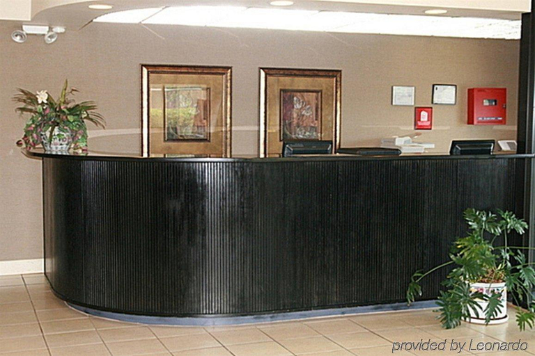 Public Area 2, Red Rest Inn, Bibb